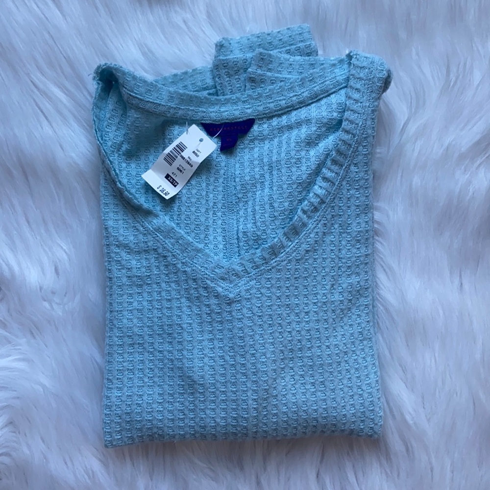 Aeropostale light blue thermal long sleeve waffle knit top